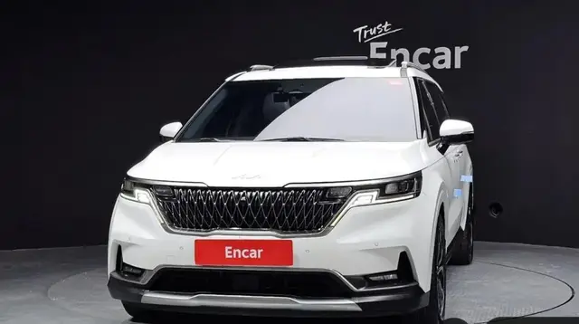 KIA CARNIVAL SIGNATURE 2022