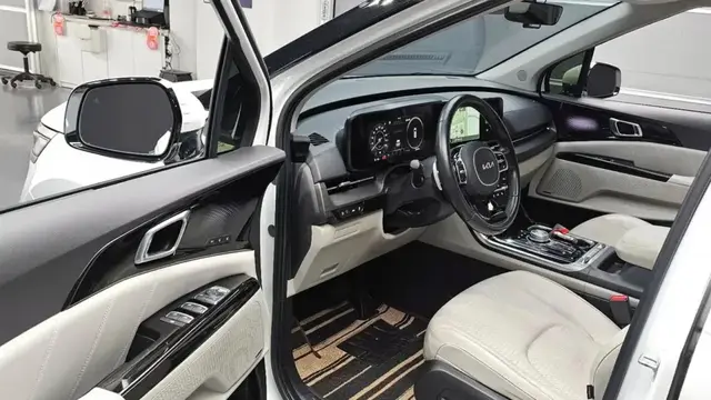 KIA CARNIVAL SIGNATURE 2022