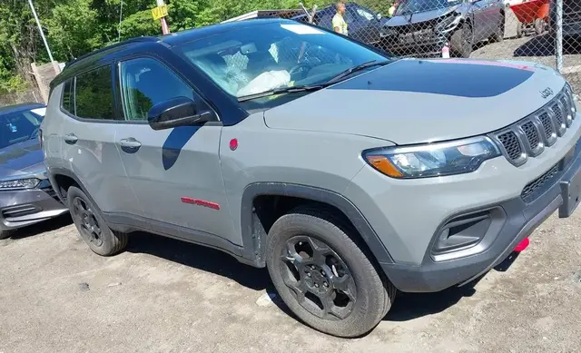 JEEP COMPASS TRAILHAWK 4X4 2024