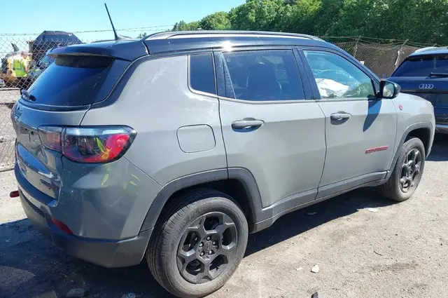 JEEP COMPASS TRAILHAWK 4X4 2024