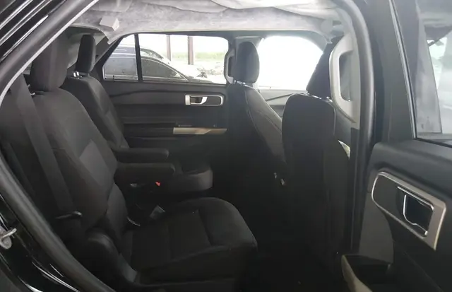 FORD EXPLORER XLT 2022