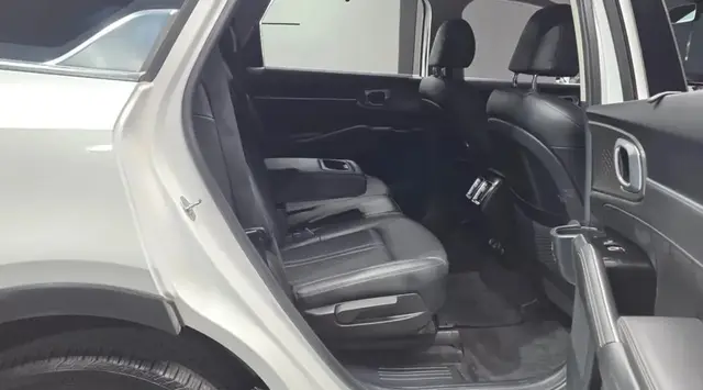 KIA SORENTO NOOBLES 2023