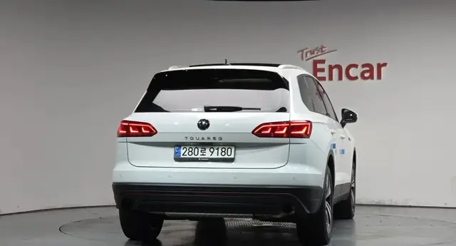 VOLKSWAGEN TOUAREG PREMIUM 2023