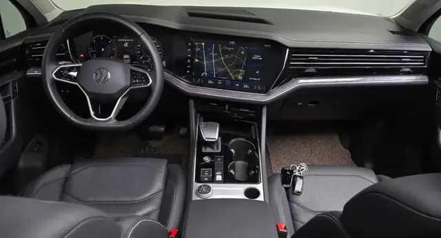 VOLKSWAGEN TOUAREG PREMIUM 2023
