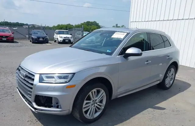 AUDI Q5 2.0T PREMIUM/2.0T TECH PREMIUM 2018