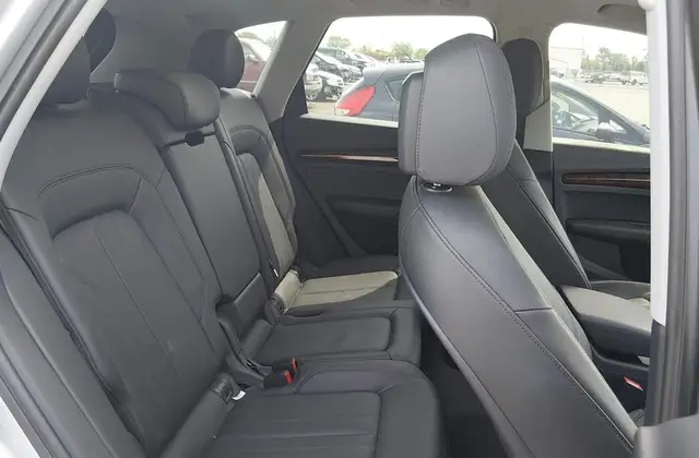 AUDI Q5 2.0T PREMIUM/2.0T TECH PREMIUM 2018