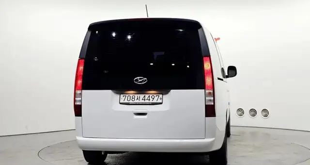 HYUNDAI STARIA MODERN 2023
