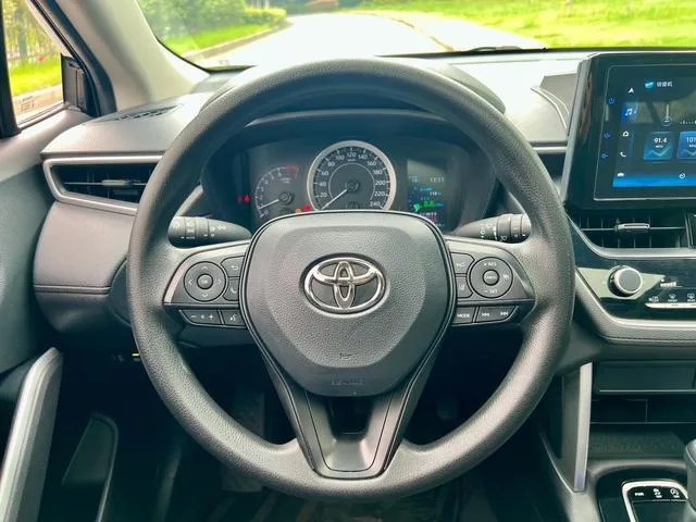 TOYOTA COROLLA PREMIUM 2022