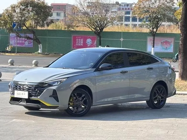 DONGFENG AEOLUS SHINE 2023