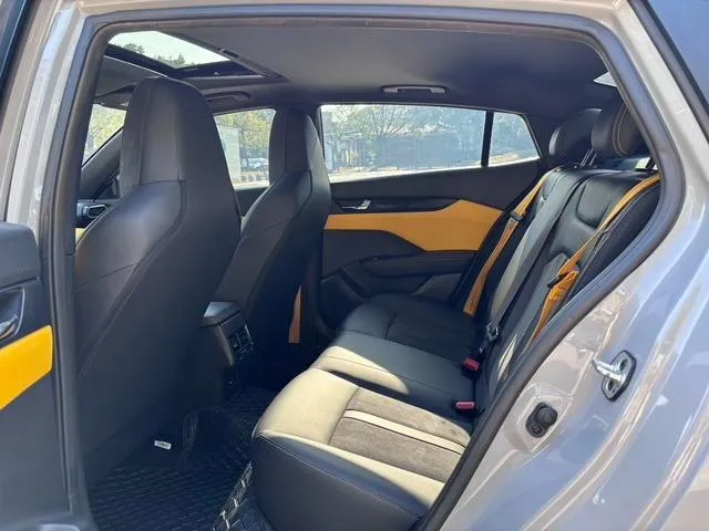 DONGFENG AEOLUS SHINE 2023