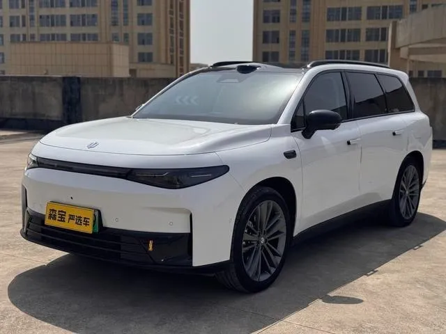 LEAPMOTOR C16 VERSION C16 PURE ELECTRIC VERSION 2025