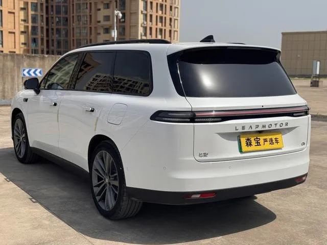 LEAPMOTOR C16 VERSION C16 PURE ELECTRIC VERSION 2025