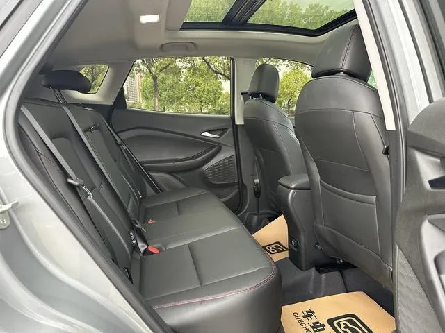 CHEVROLET TRAX RS 1 2022