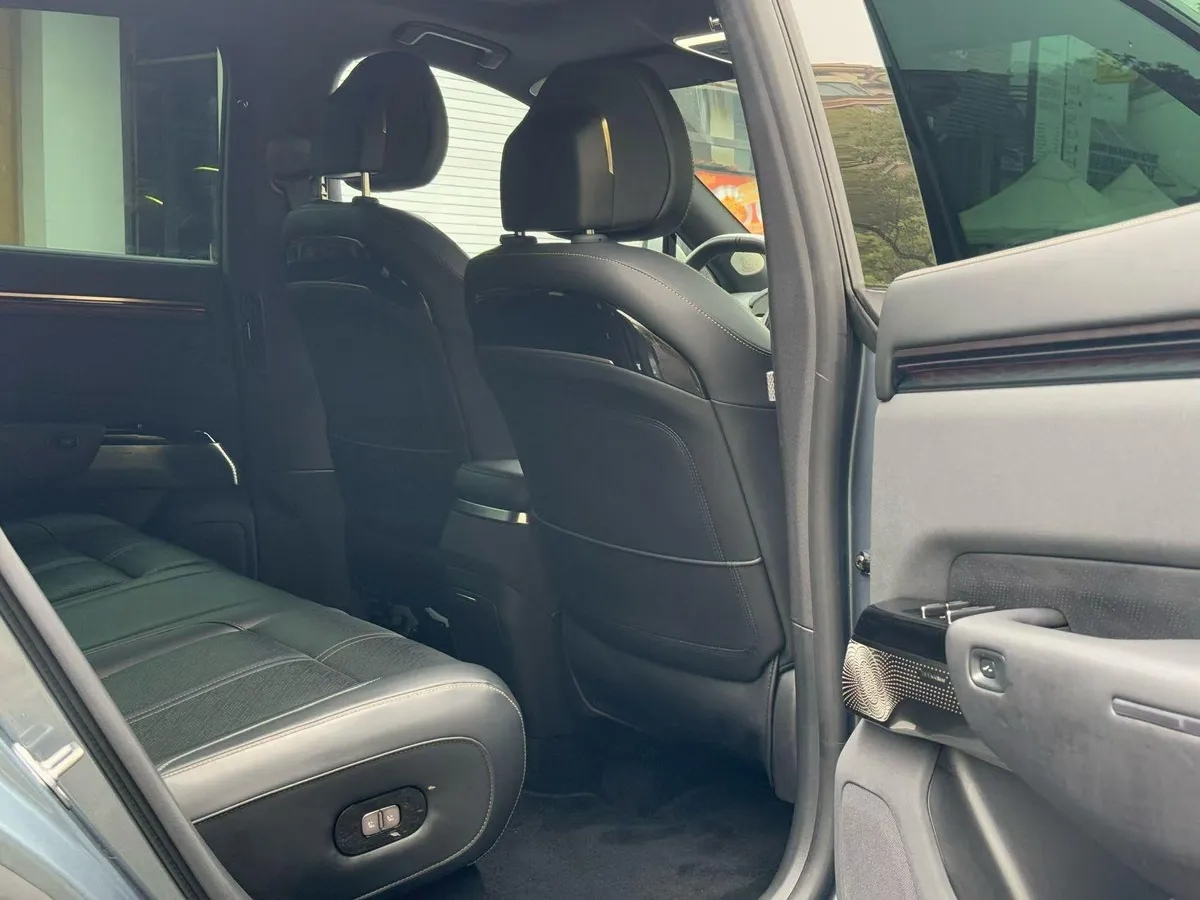 ZEEKR 7X 100KWH LONG-RANGE FOUR-WHEEL 2024