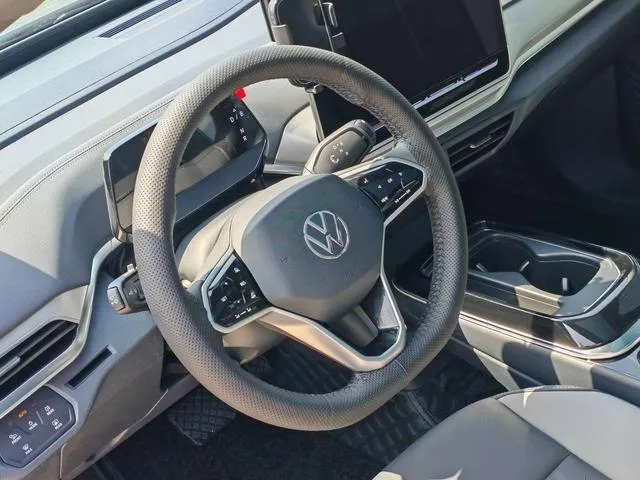 VOLKSWAGEN ID 2025
