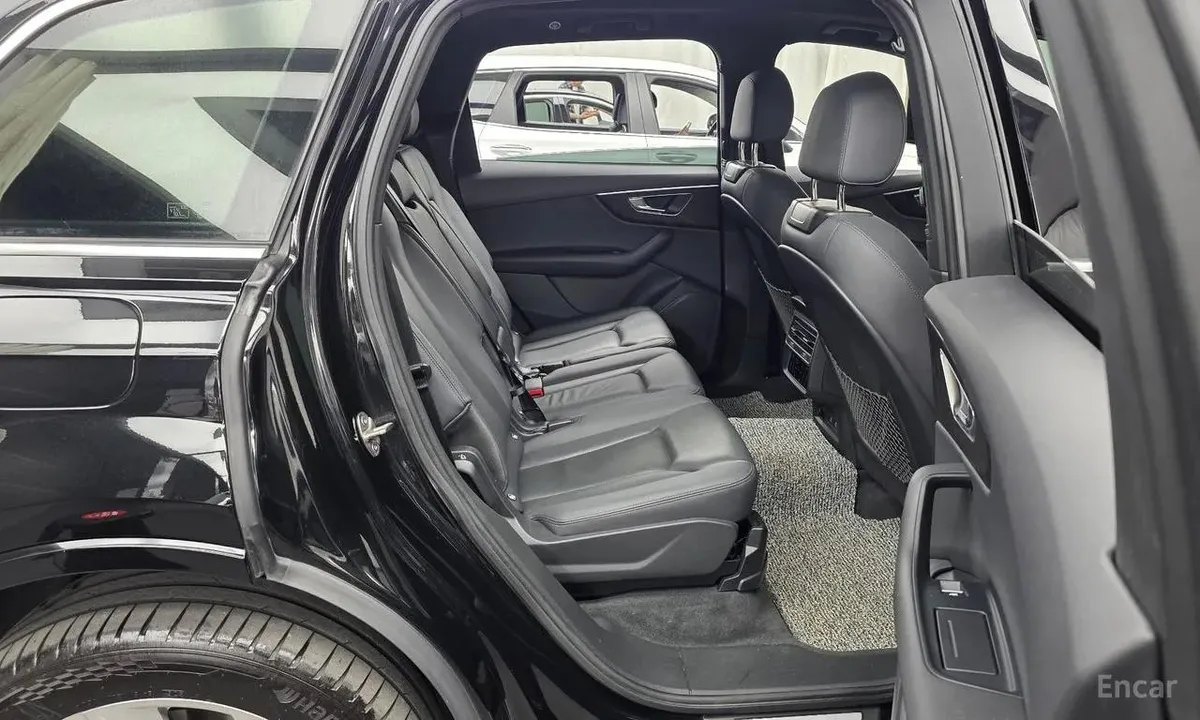 AUDI Q7 PREMIUM 2021