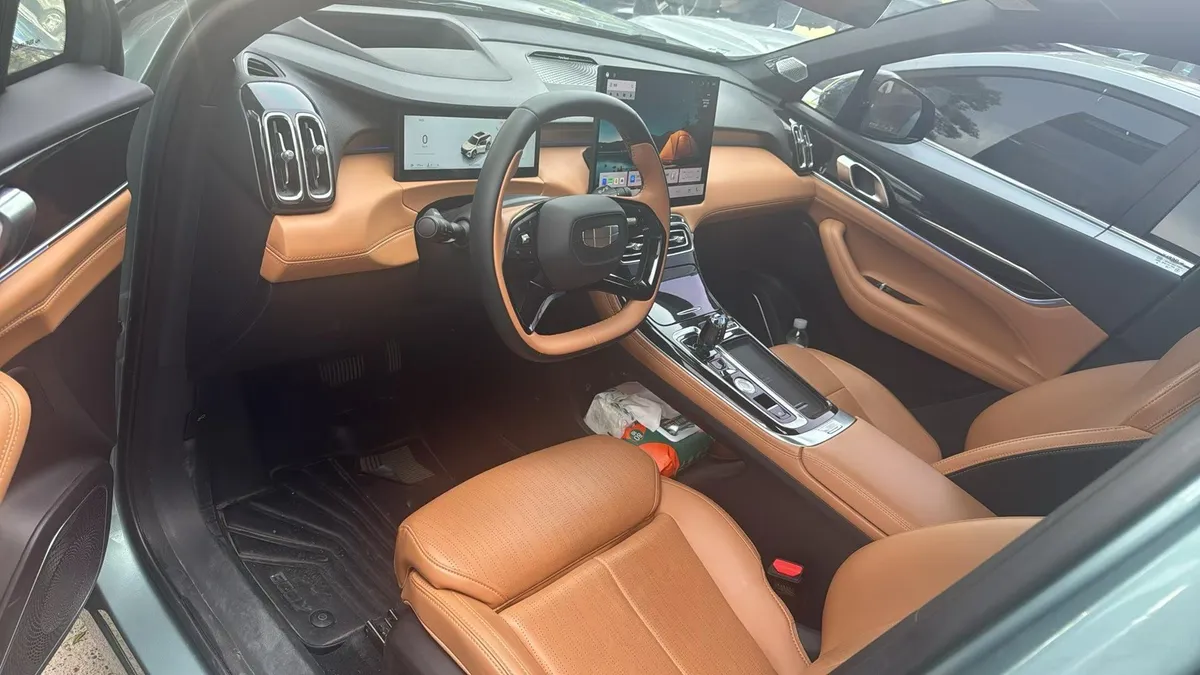 GEELY BOYUE L SPLENDID EDITION 2025