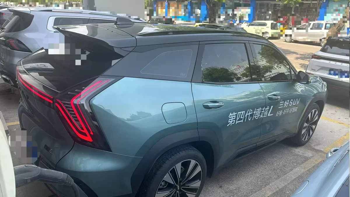 GEELY BOYUE L SPLENDID EDITION 2025
