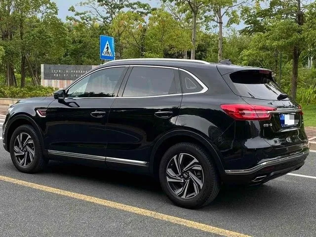 HONGQI HS5 2022