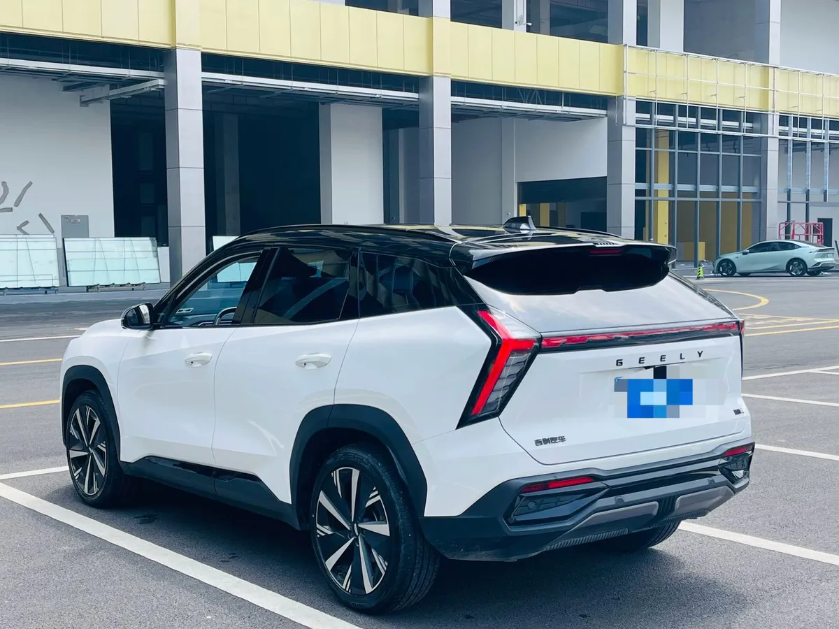 GEELY BOYUE L PREMIUM 2023