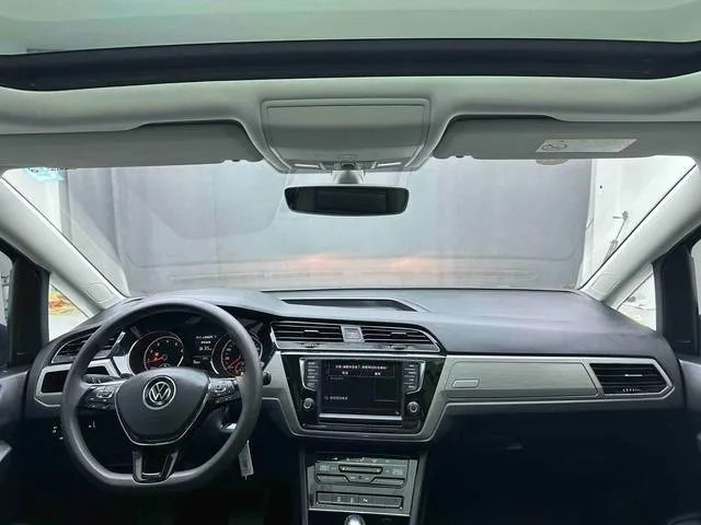 VOLKSWAGEN TOURAN L 280TSI DSG 2022