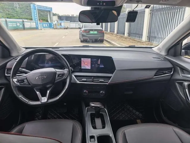 CHEVROLET TRAX RS 1 2023