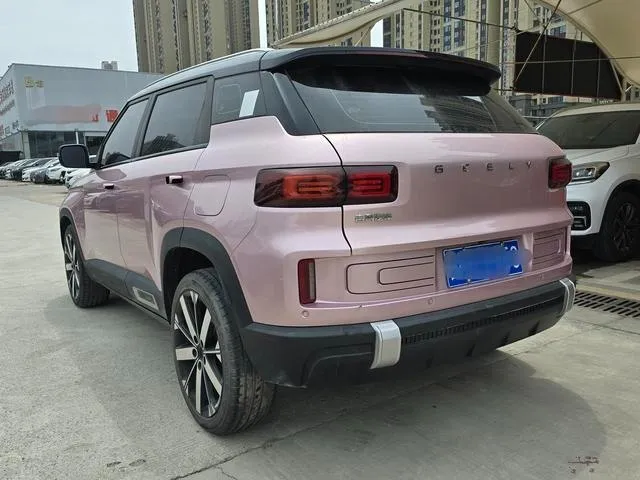 GEELY ICON 2023