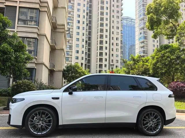 LEAPMOTOR C10 VERSION C10 PURE ELECTRIC VERSION 2025
