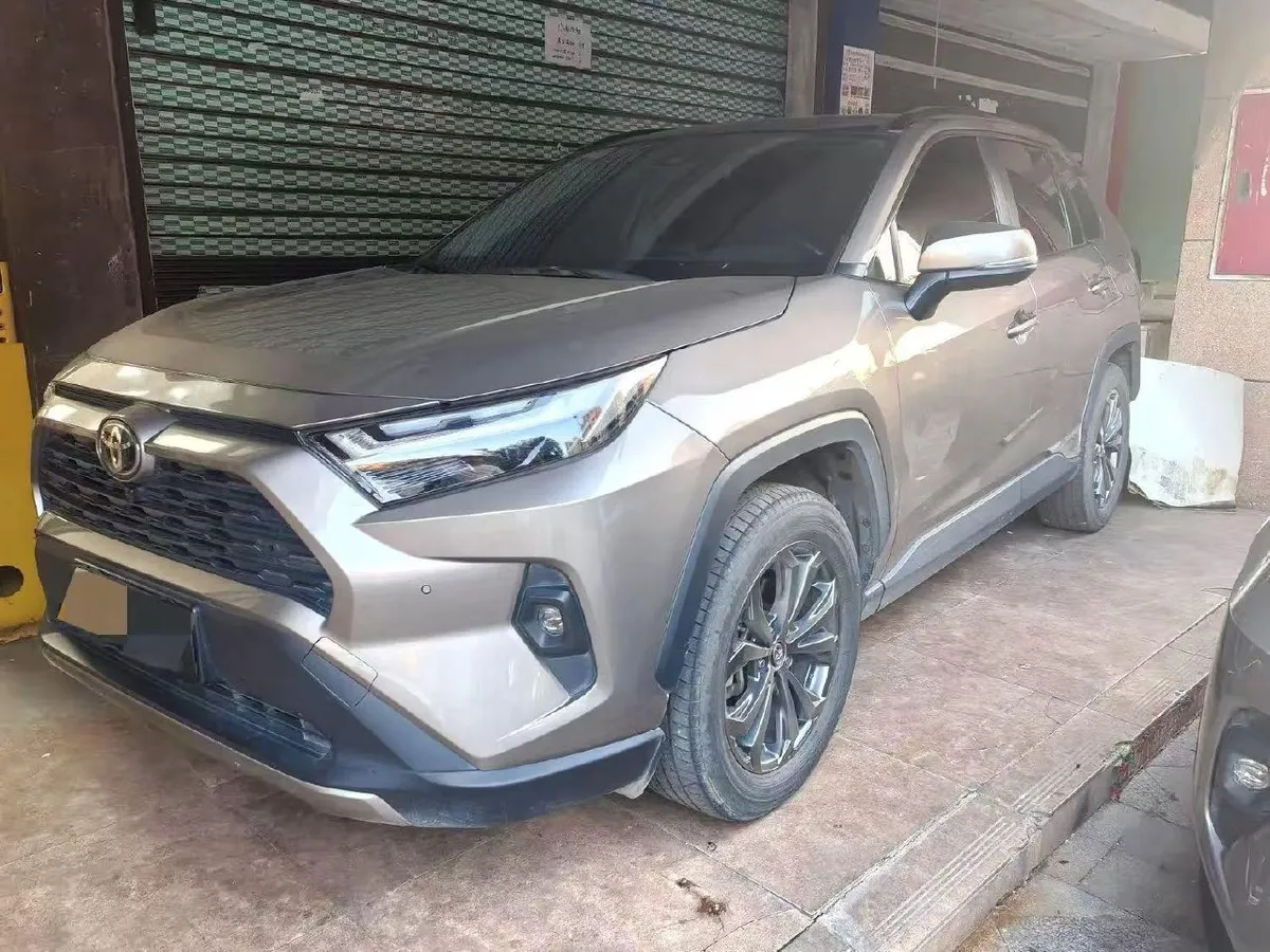 TOYOTA RAV4 2023