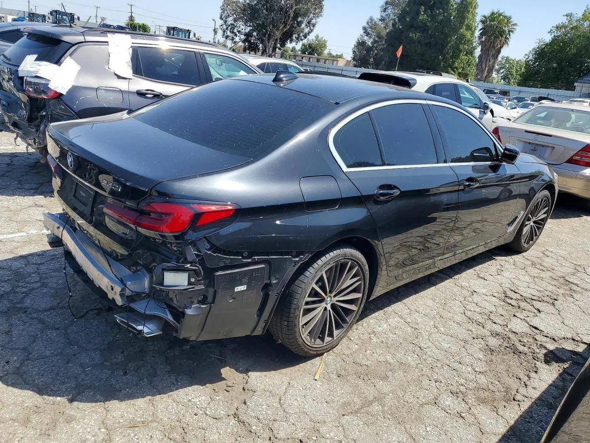 BMW 5 SERIES 2023