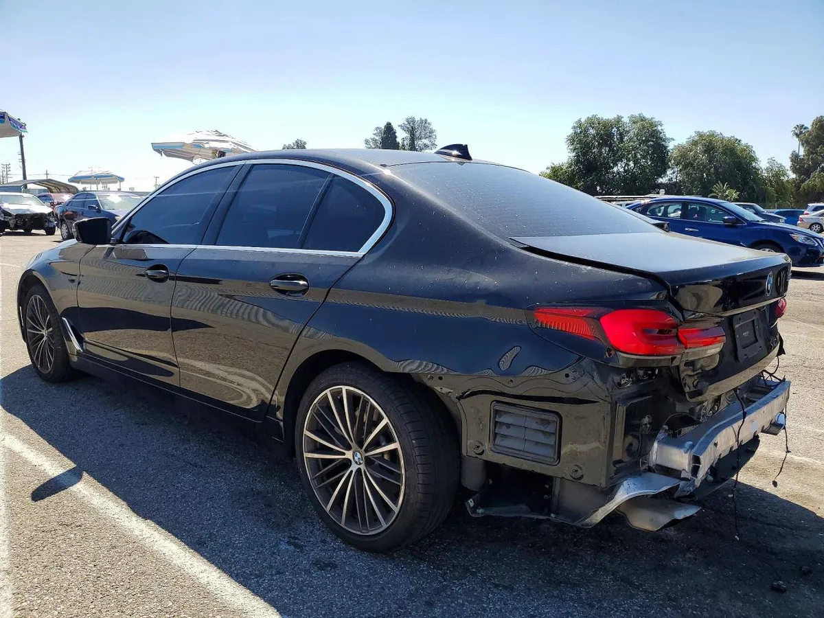 BMW 5 SERIES 2023