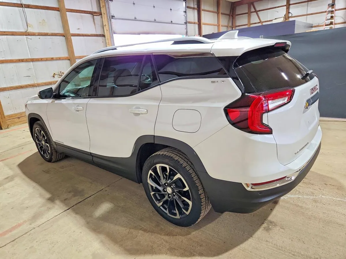 GMC TERRAIN SLT 2022