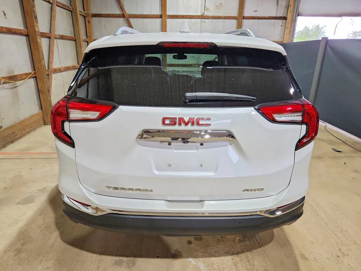 GMC TERRAIN SLT 2022