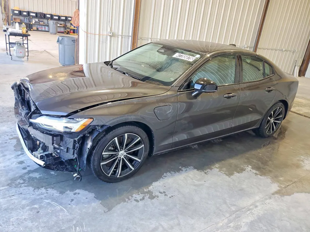 VOLVO S60 2022