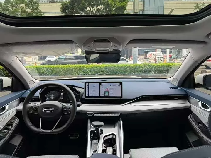 GEELY PREFACE PREMIUM 2023