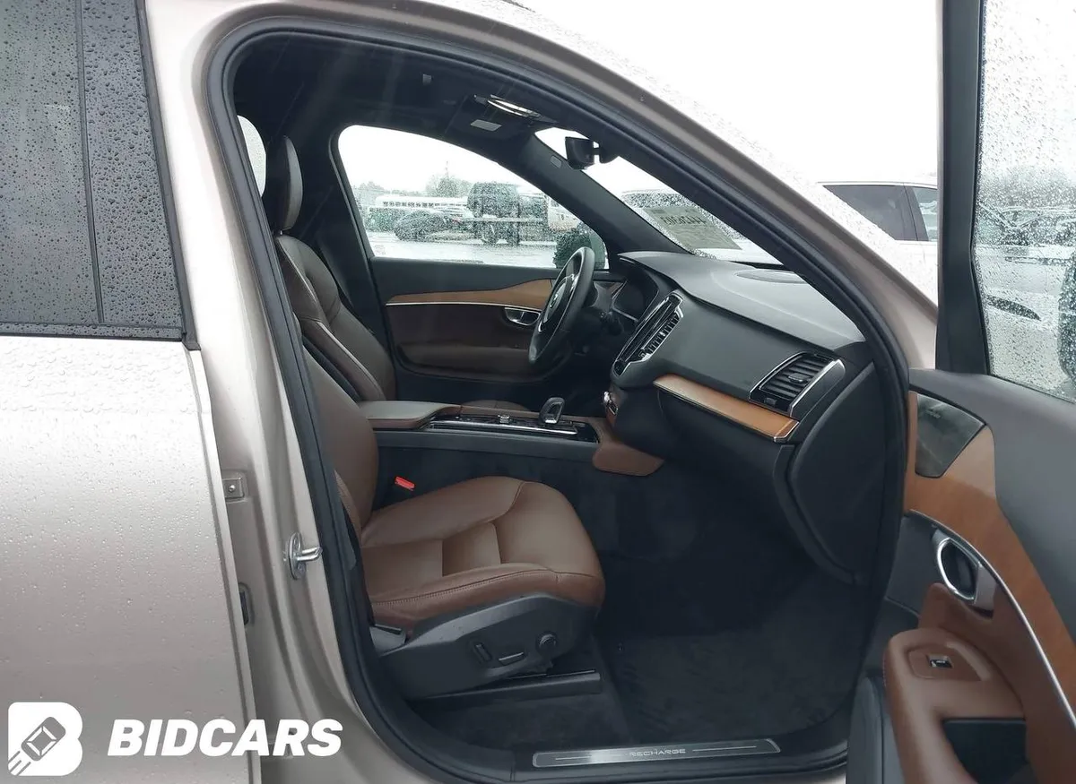 VOLVO XC90 RECHARGE PLUG-IN HYBRID 2023