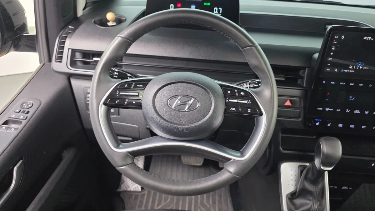 HYUNDAI STARIA TOURER STARIA 4WD TOURER 11-SEATER 2022