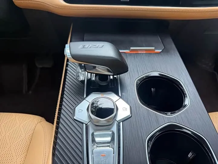 CHANGAN UNI-K PREMIUM 2022