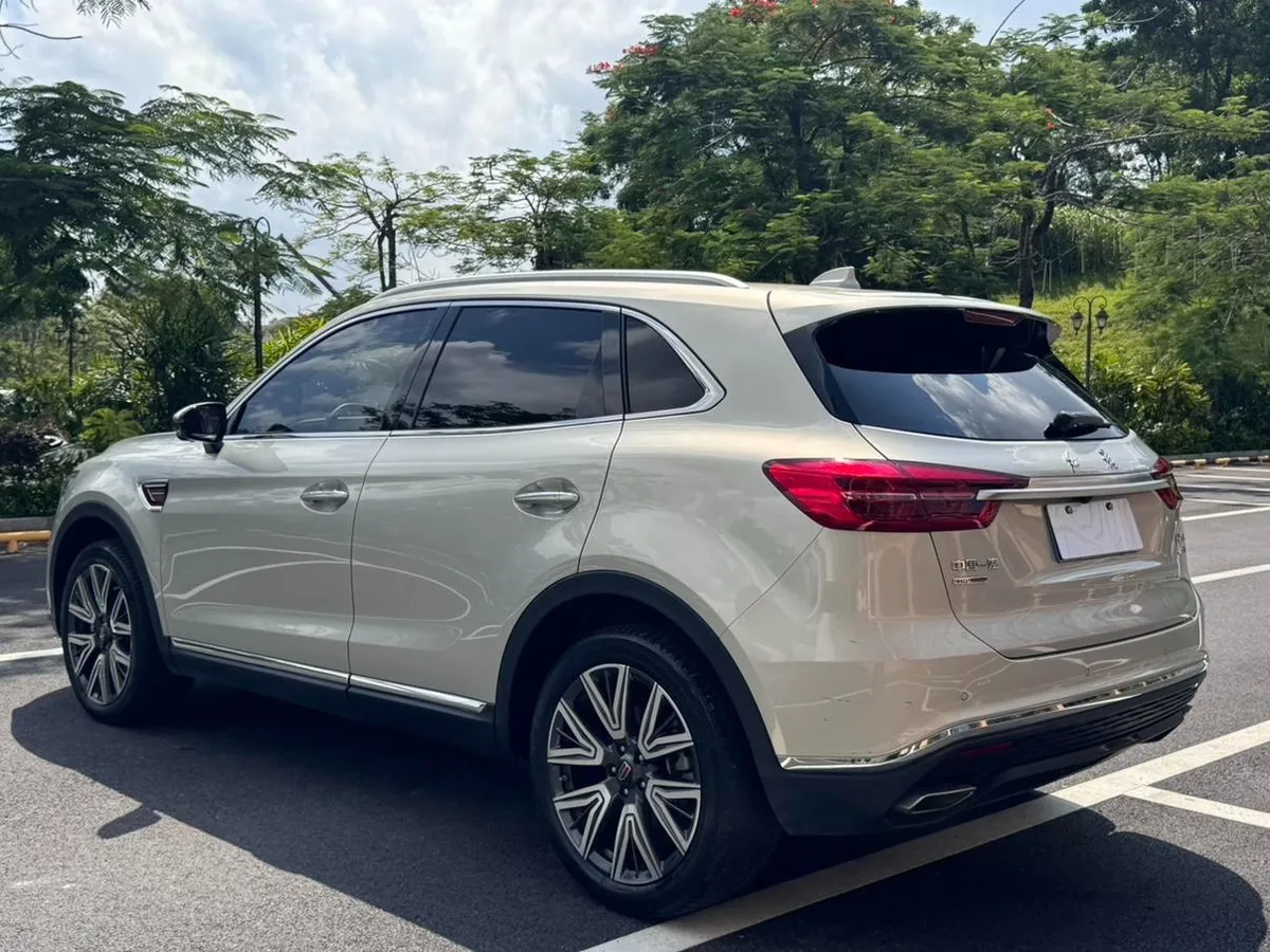 HONGQI HS5 FACELIFT 2 2022