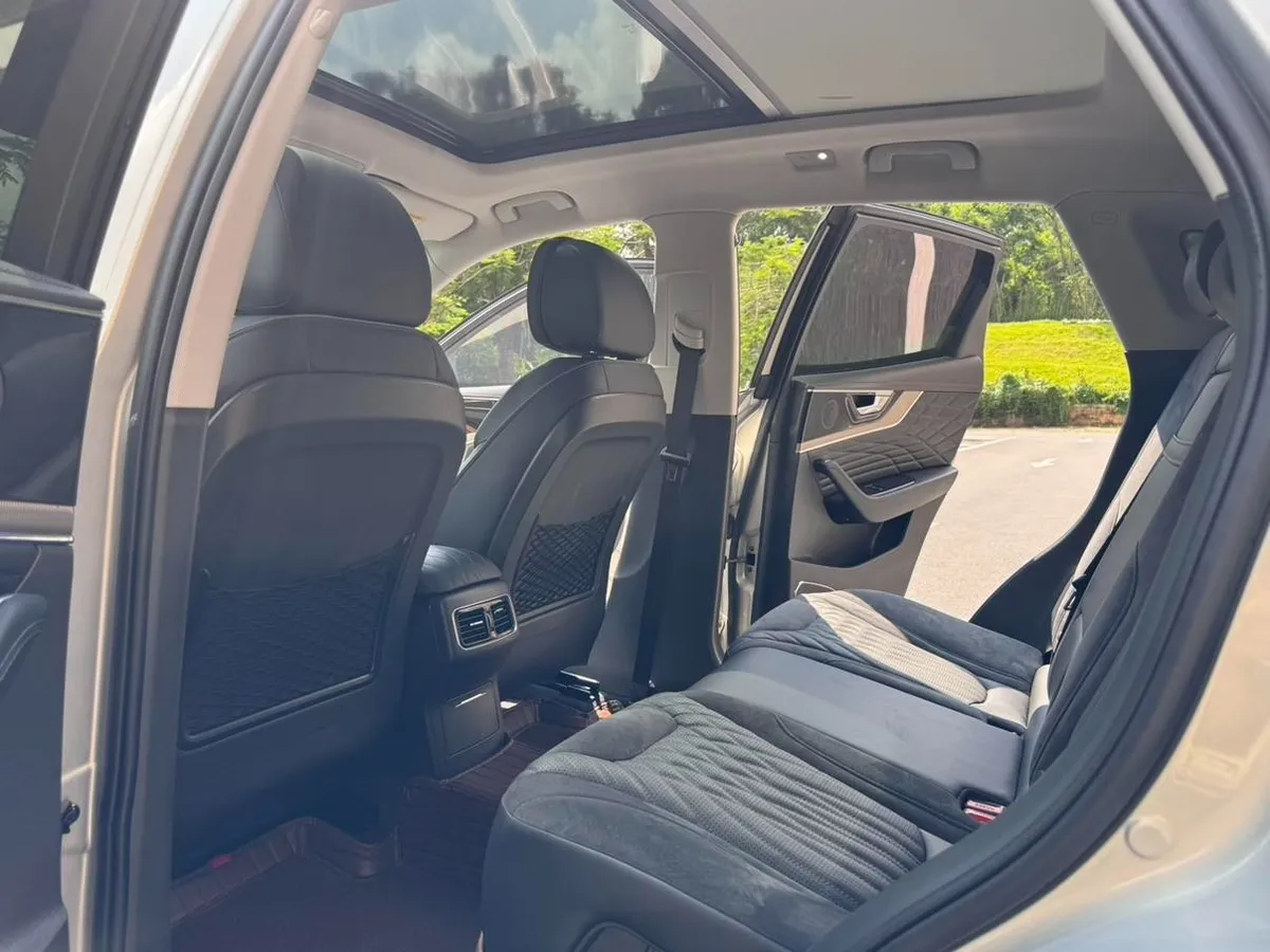 HONGQI HS5 FACELIFT 2 2022