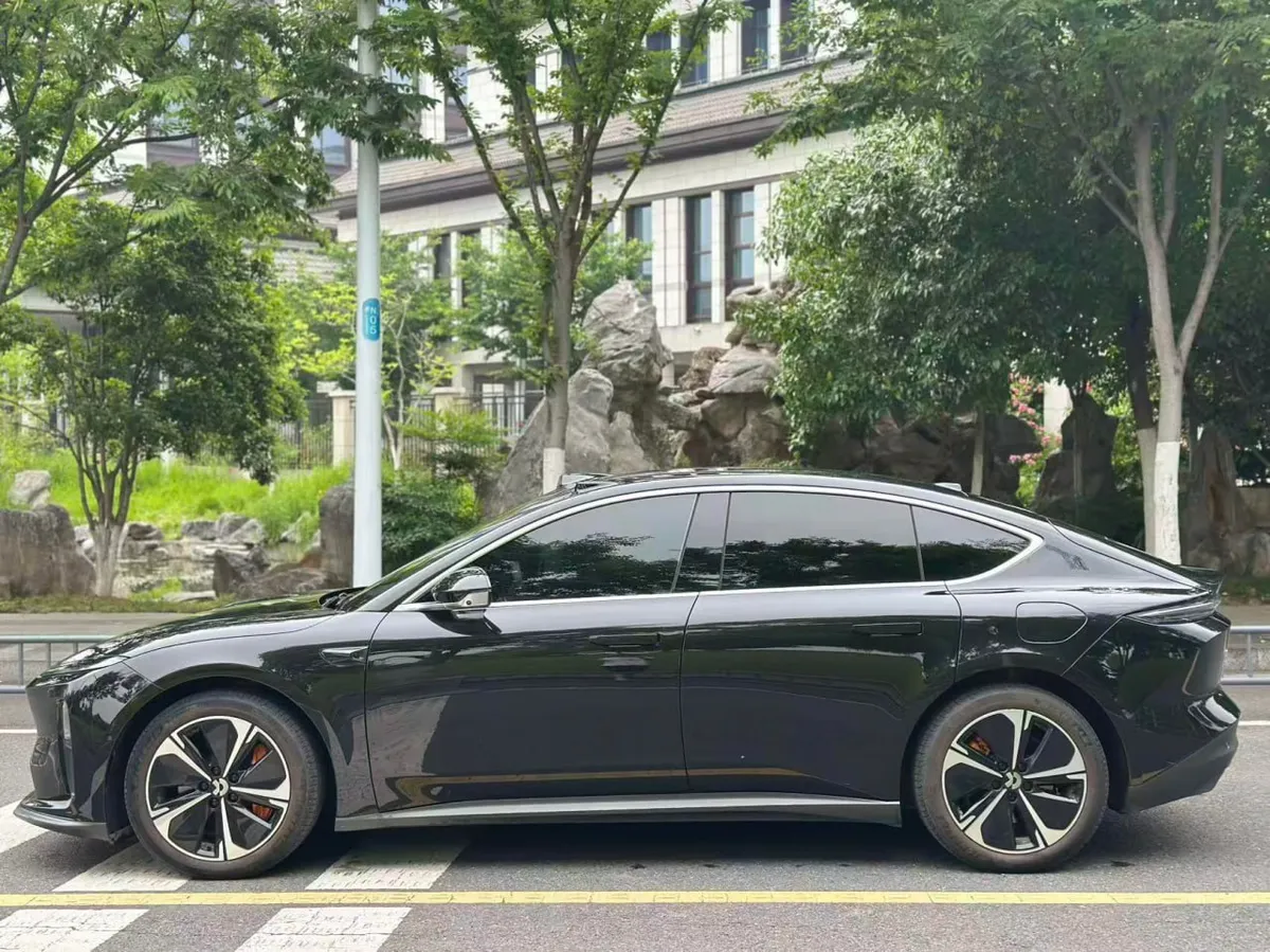 NIO ET5 75KWH ET5 MODEL 75KWH 2024