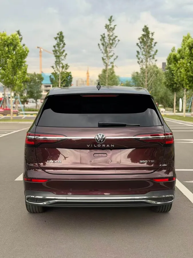 VOLKSWAGEN VILORAN PREMIUM 2022