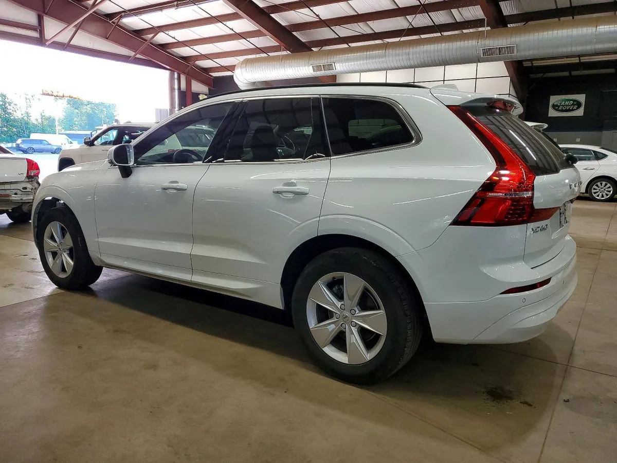 VOLVO XC60 2022