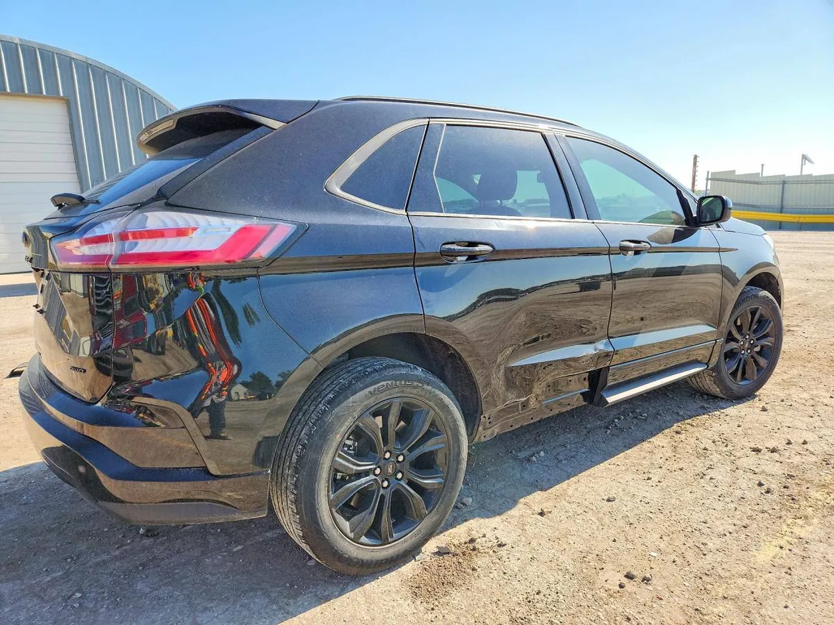 FORD EDGE SE 2023