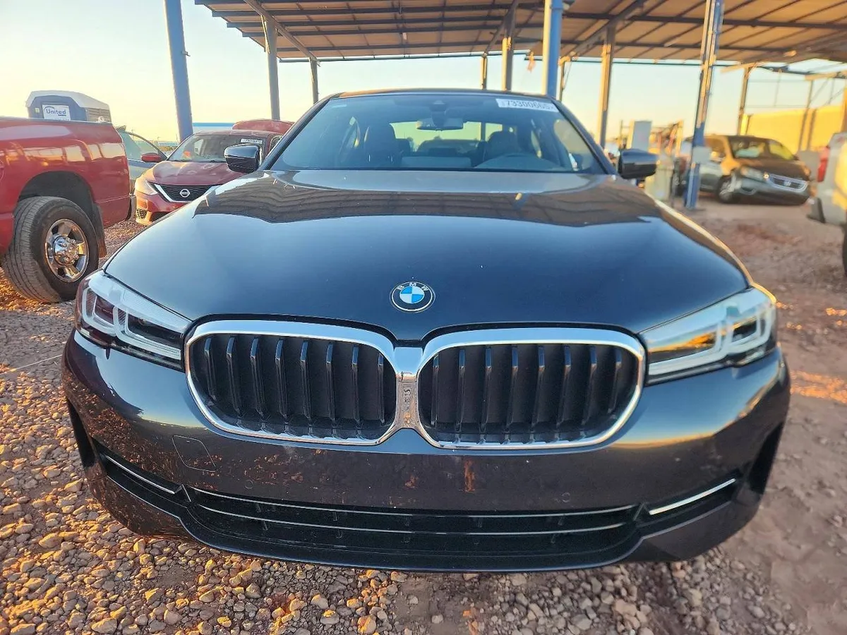 BMW 5 SERIES 2023