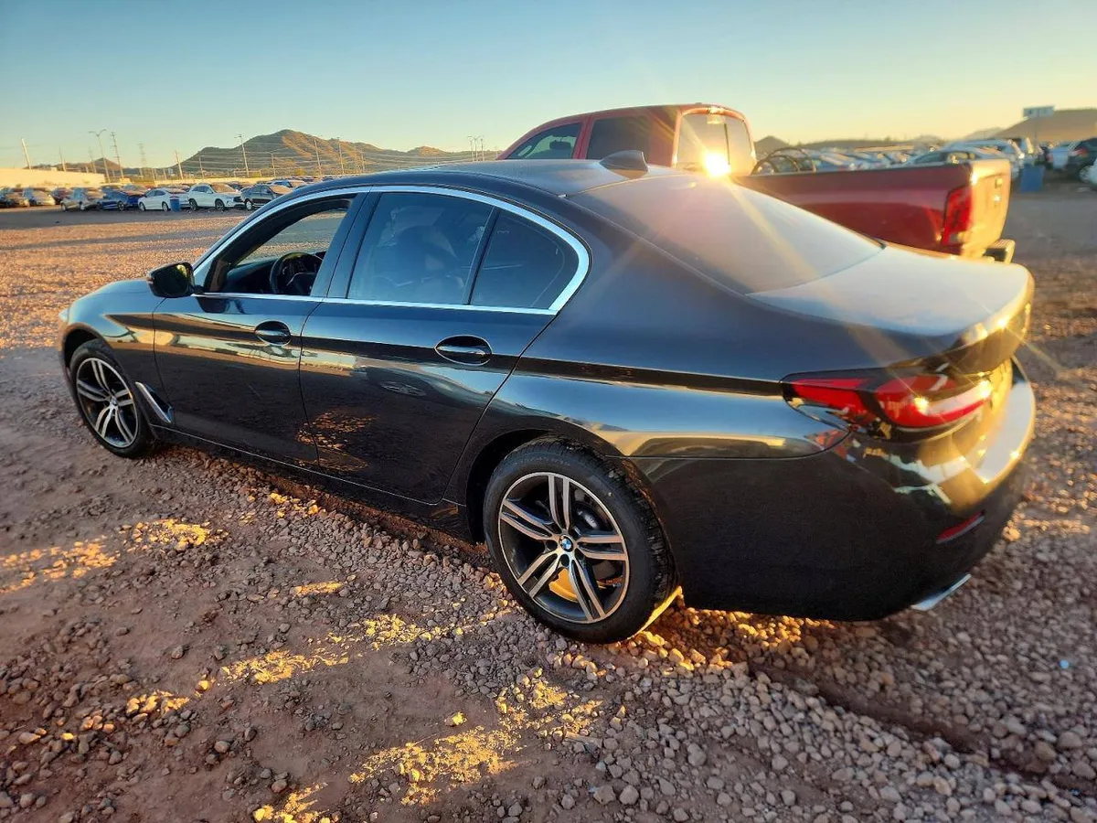 BMW 5 SERIES 2023