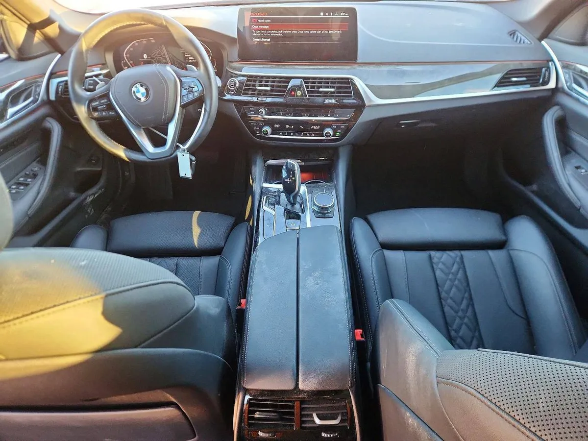 BMW 5 SERIES 2023