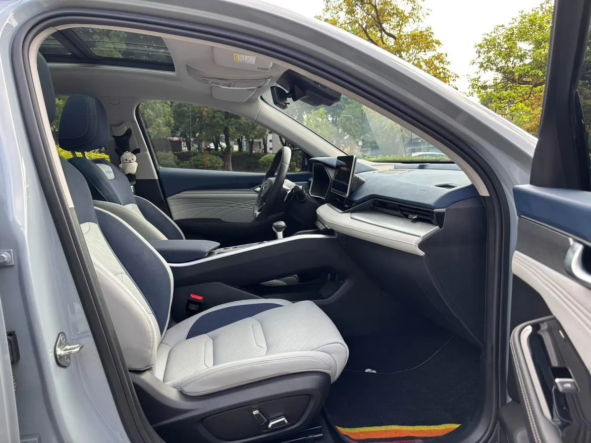 GEELY PREFACE PREMIUM 2022