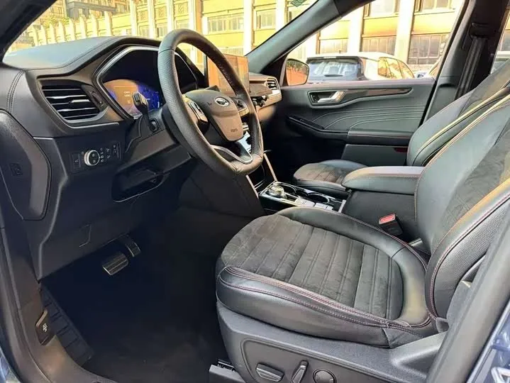 FORD ESCAPE ECOBOOST 245 AWD 2022