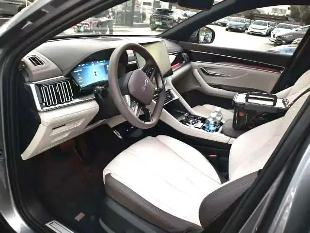 BYD SONG 605KM SONG PLUS 605KM FLAGSHIP 2025